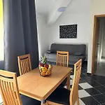Jareb Apartman *