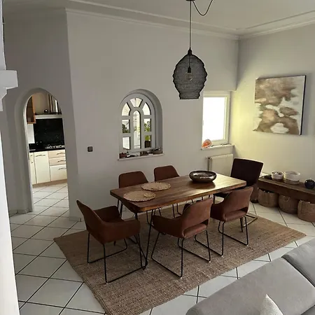 Jareb شقة Tribalj