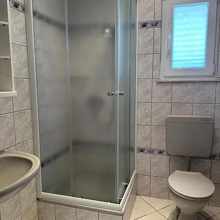 Jareb Apartment