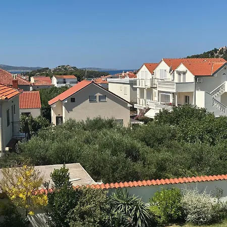Jareb Apartman Tribalj