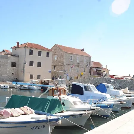 Jareb 아파트 Tribalj