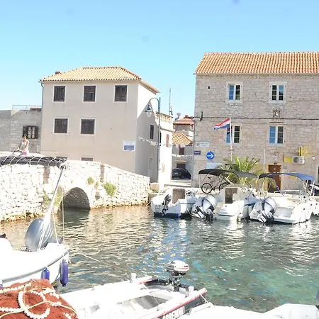 Jareb * Tribunj (Sibenik-Knin)