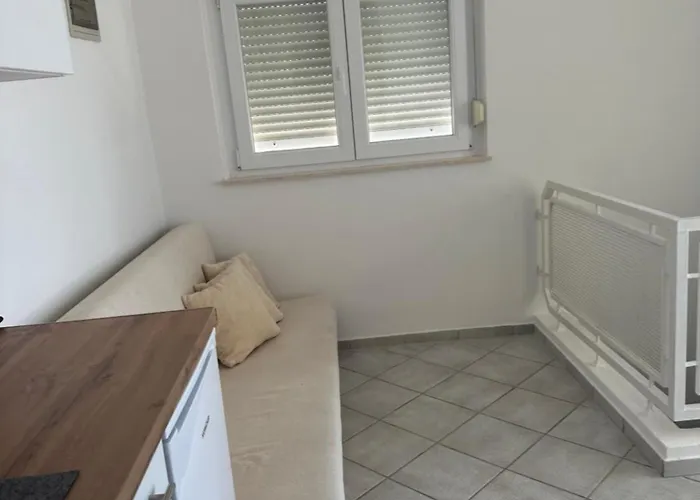 Jareb Tribunj (Sibenik-Knin)