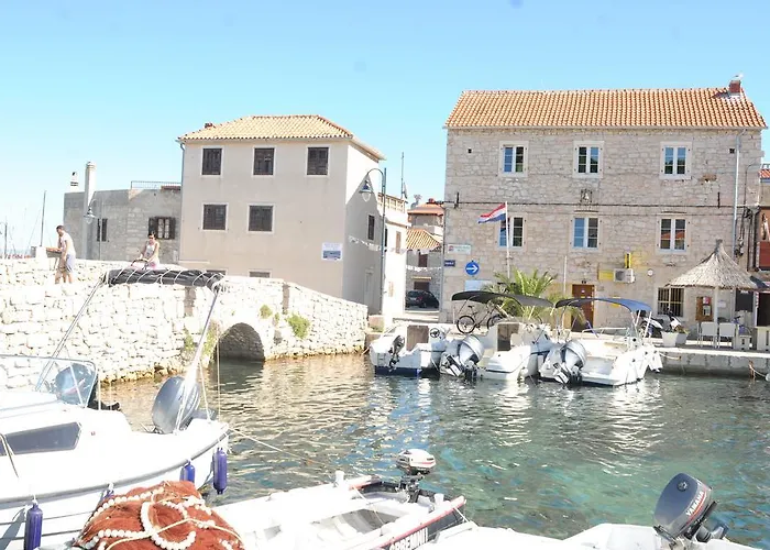 Jareb * Tribunj (Sibenik-Knin)