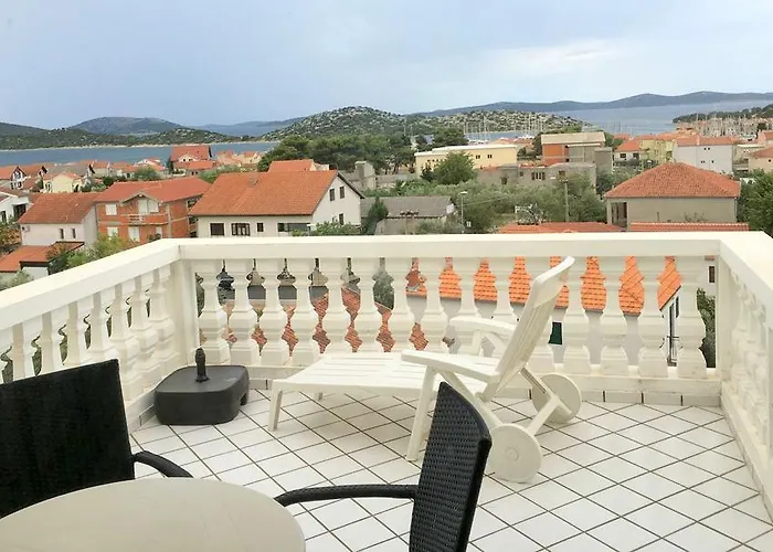 Apartament Jareb