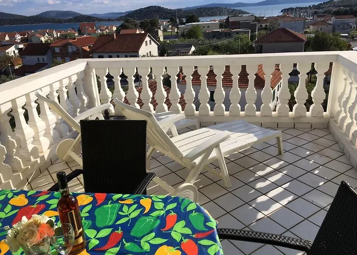 Apartment Jareb Tribunj (Sibenik-Knin)